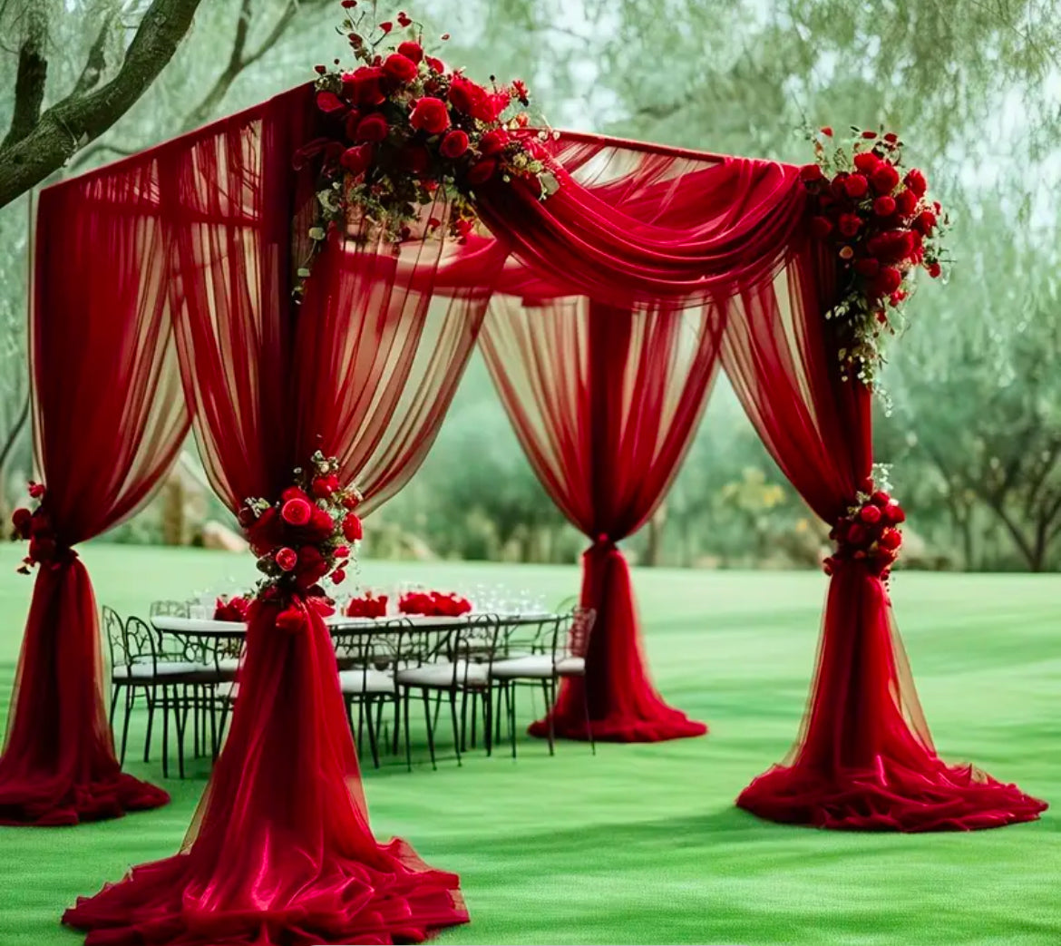Red Square Drape Design